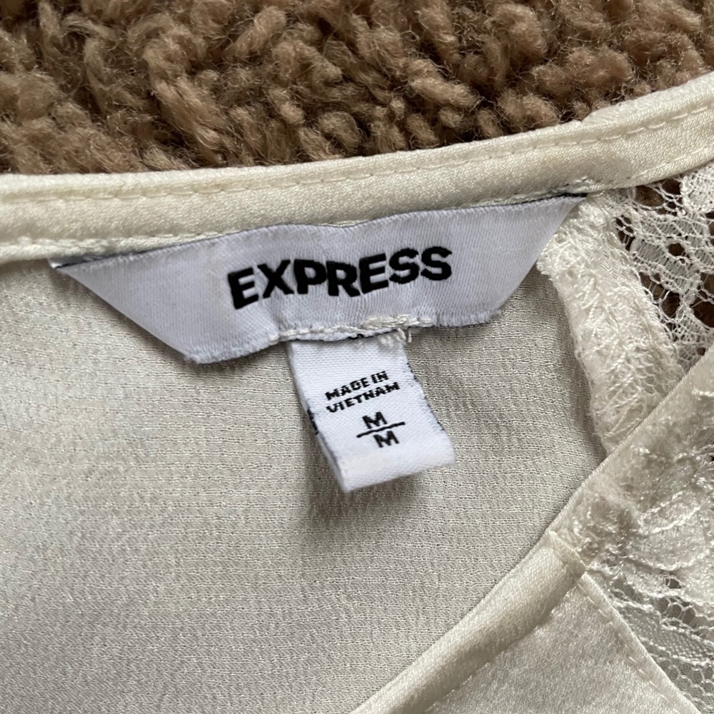 Express blouse - Picture 2 of 2